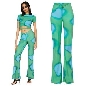 $160 Arthur Apparel Ring Green and Blue Spotted Flare Out Pants 0097